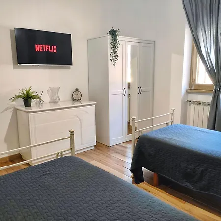 Non Ti Scordar Di Me - Granny's House *